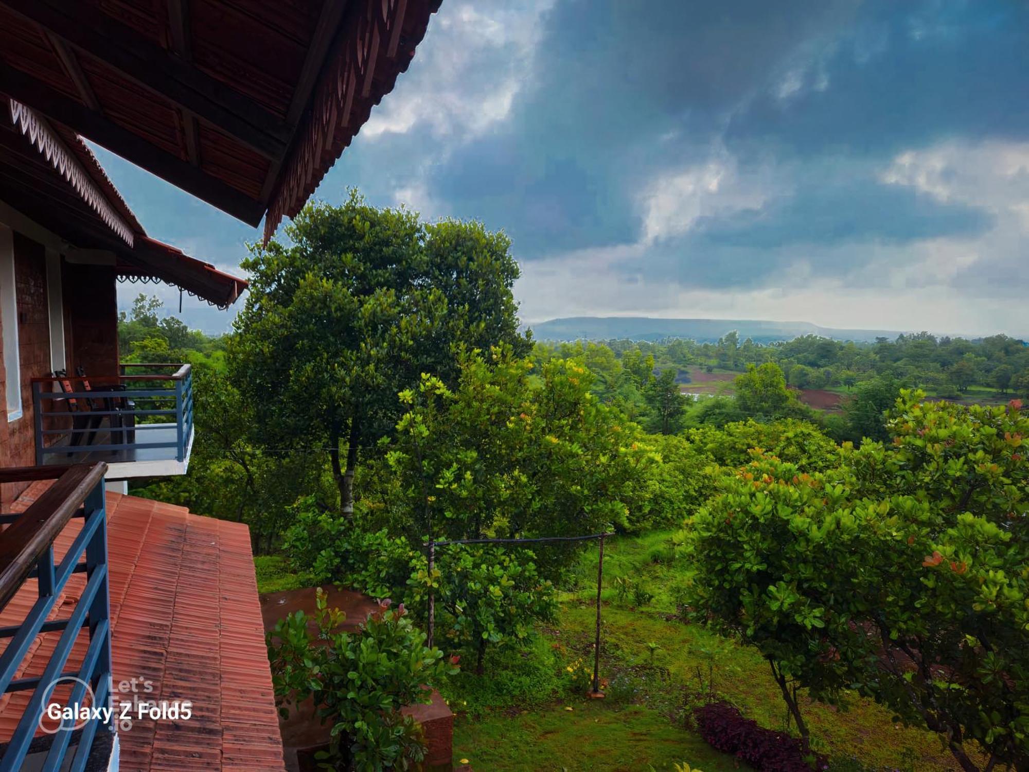 Chalobahills Farmstay Resort Ajra Kültér fotó