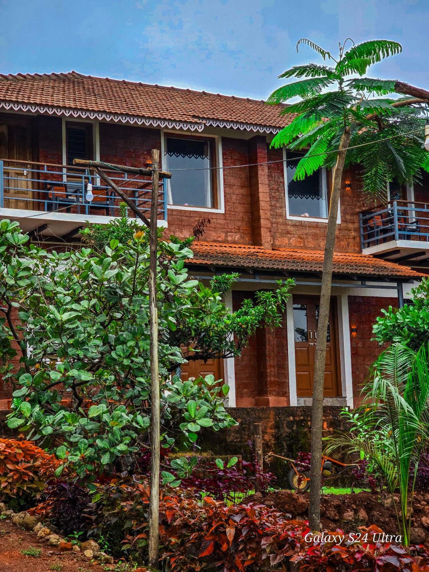 Chalobahills Farmstay Resort Ajra Kültér fotó