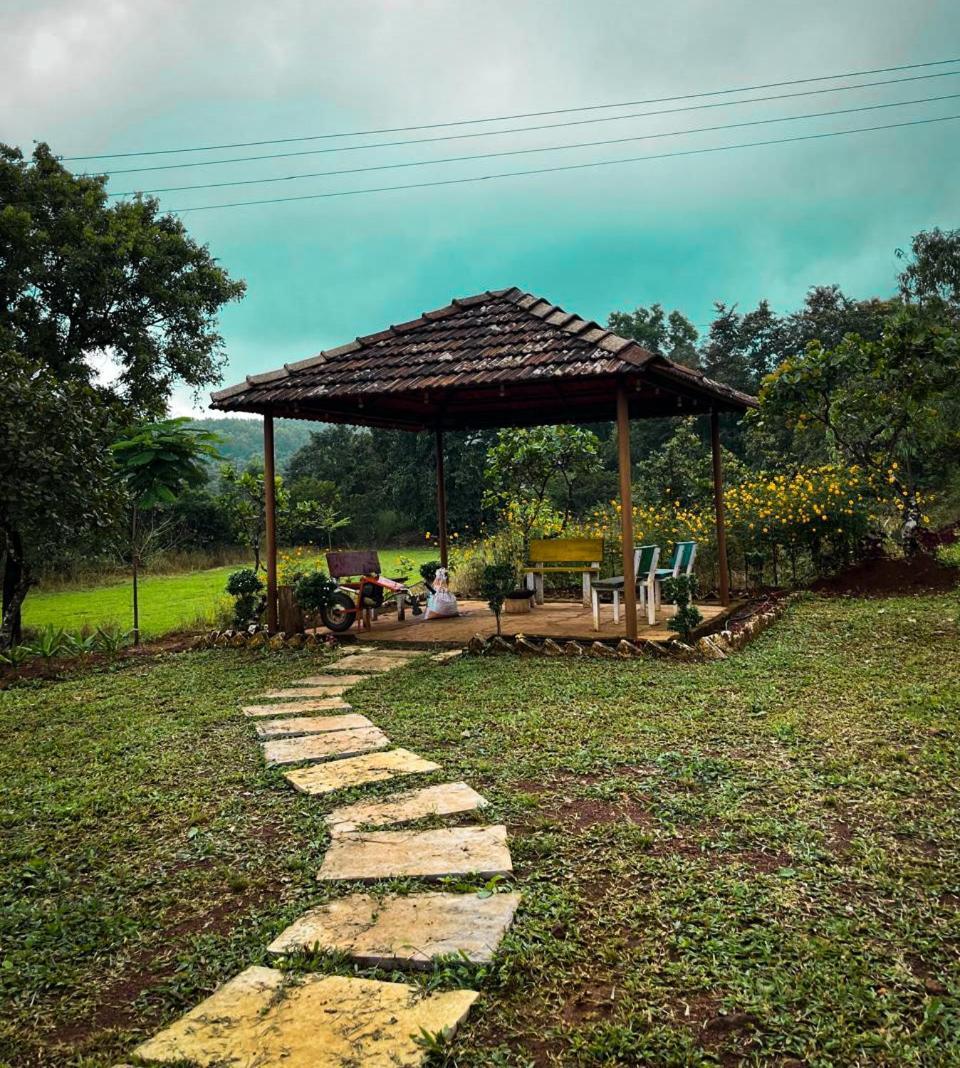 Chalobahills Farmstay Resort Ajra Kültér fotó